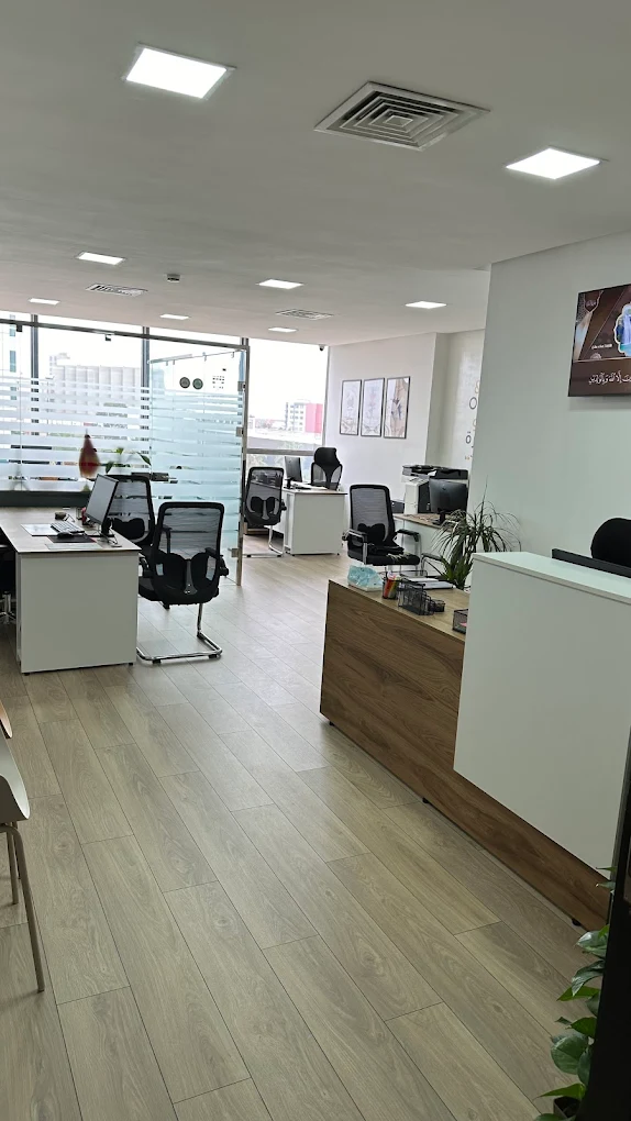 Bureau Yanis Travel