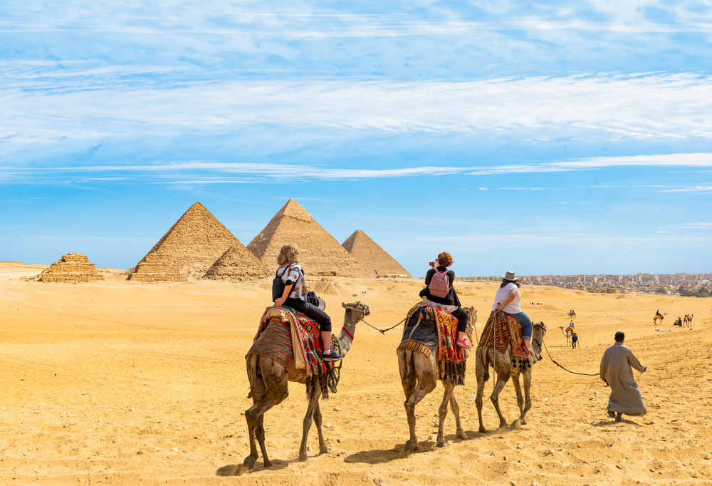 JOUR 8 - Le Caire : Pyramides, Sphinx & Cœur Historique
