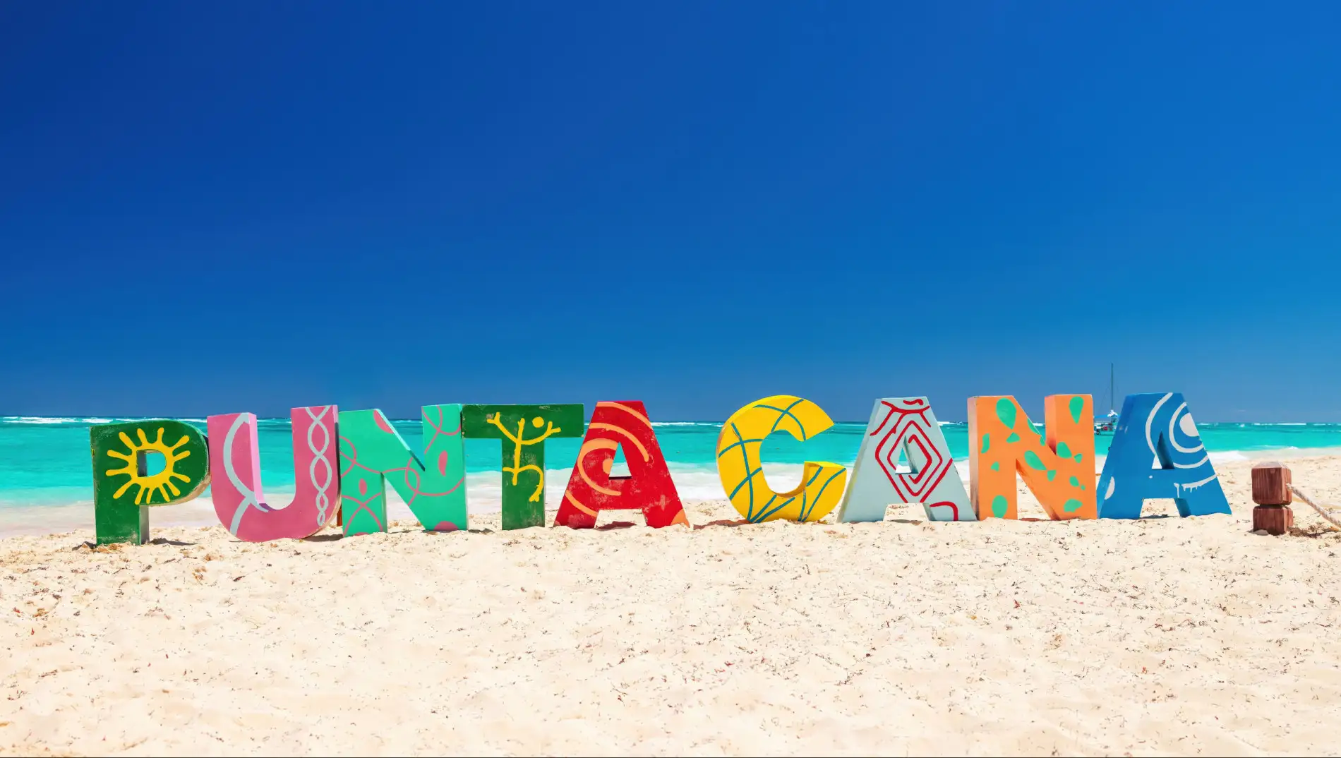 JOUR 1 - VENDREDI : Casablanca ou Tanger → Punta Cana - Envol vers les Caraïbes