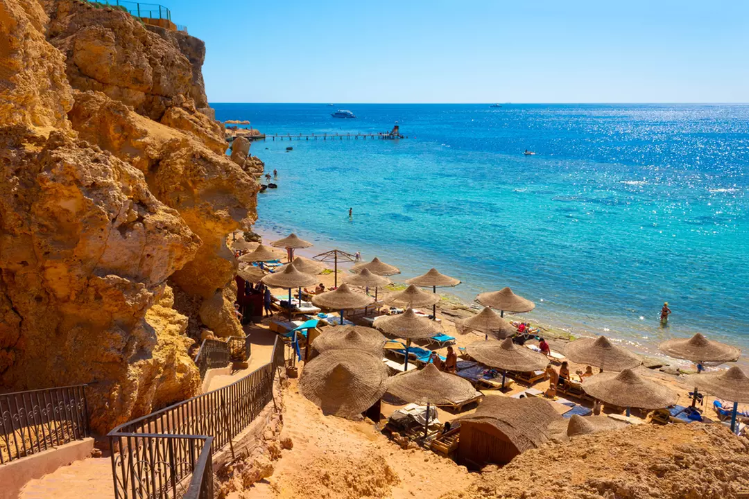 Sharm El-Sheikh & Le Caire — Mer Rouge, Sable & Pyramides