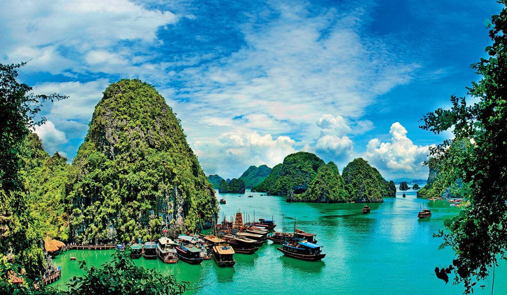 Le Vietnam Autrement — Entre Traditions, Rizières & Eaux Émeraude